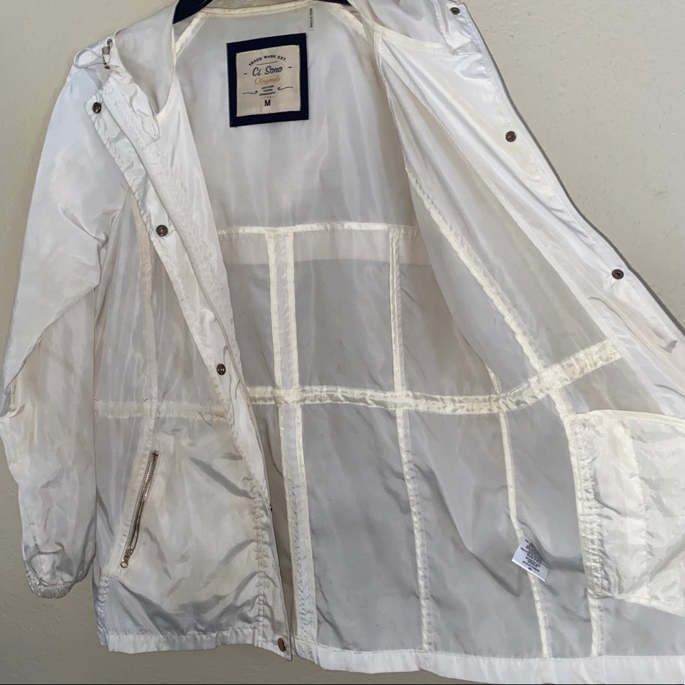 Rain Jacket - Picture 4 of 7